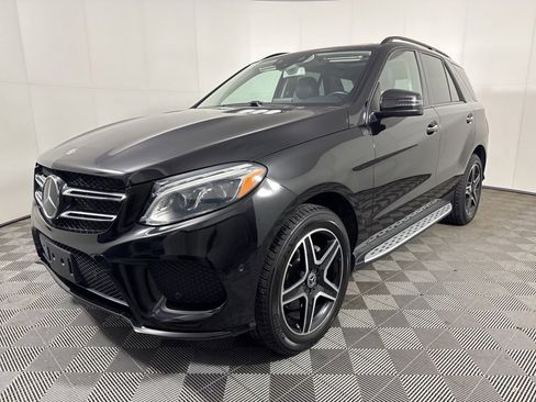 Used 2019 Mercedes-Benz GLE 400 4MATIC image 1