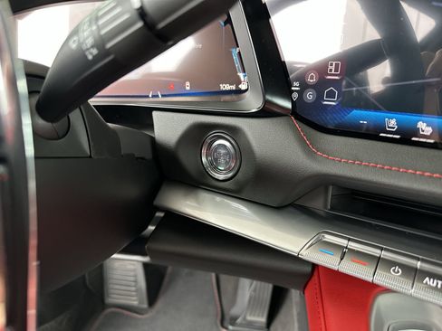 New 2026 Chevrolet Corvette Stingray Preferred Conv w/ Z51 Performance Package RWD image 17