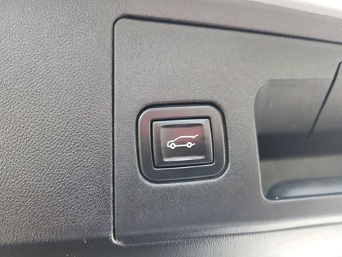 Used 2020 Cadillac XT5 Premium Luxury AWD/4WD image 25