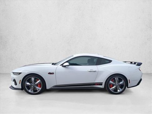 Used 2024 Ford Mustang GT Premium image 8