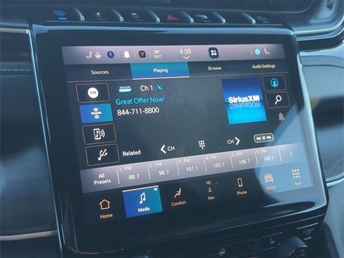 Used 2024 Jeep Grand Cherokee Limited 4xe image 17