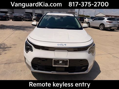 Certified 2023 Kia Niro Wave FWD image 7