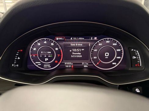 Used 2018 Audi Q7 3.0T Prestige AWD/4WD image 10