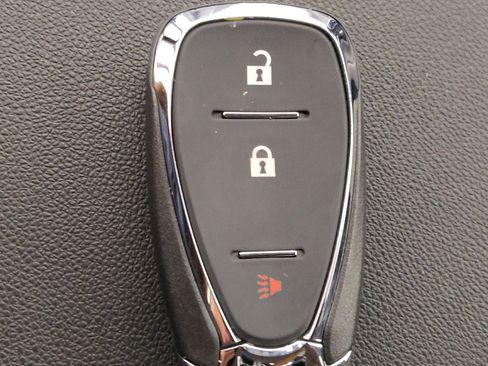 Used 2024 Chevrolet Equinox LS w/ LS Convenience Package image 32