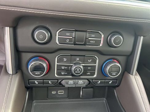 Used 2023 Chevrolet Tahoe Z71 w/ Z71 Off-Road Package image 26