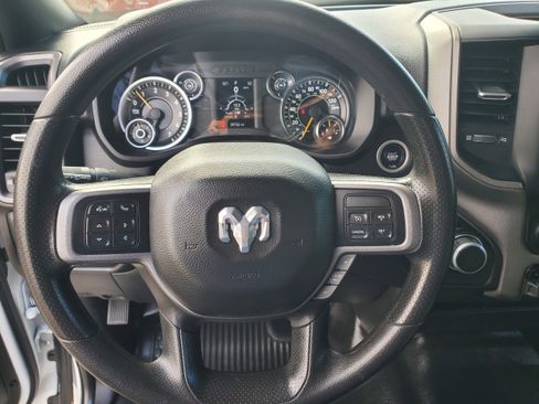 Used 2022 RAM 3500 Tradesman w/ Chrome Appearance Group AWD/4WD image 16