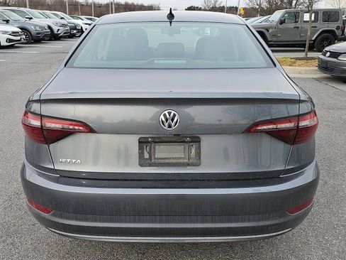 Used 2021 Volkswagen Jetta S image 5