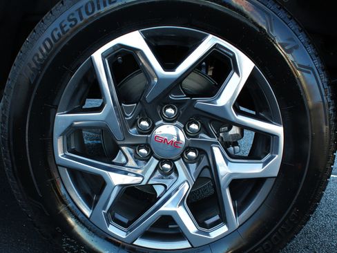 New 2026 GMC Sierra 1500 SLT w/ SLT Premium Package image 11