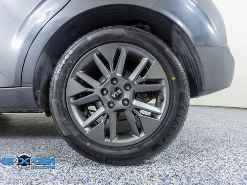 Used 2021 Kia Soul EX FWD image 43