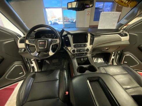 Used 2020 GMC Yukon XL SLT image 29