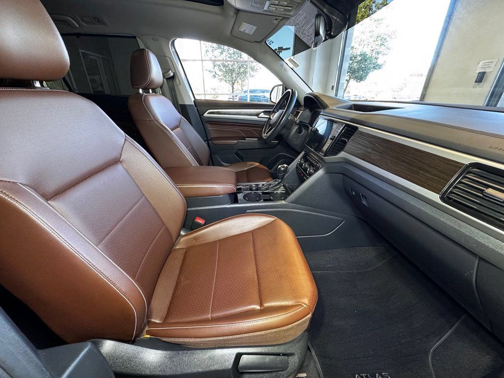 Used 2022 Volkswagen Atlas SE AWD/4WD image 43