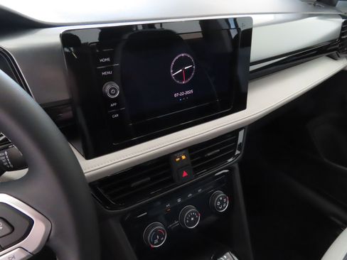 New 2025 Volkswagen Taos S image 18