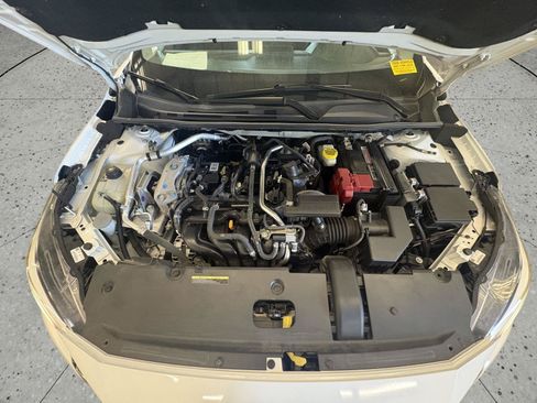 Used 2024 Nissan Sentra SV FWD image 9