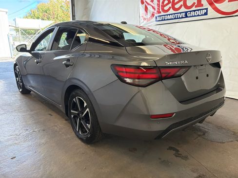 Used 2024 Nissan Sentra SV image 9