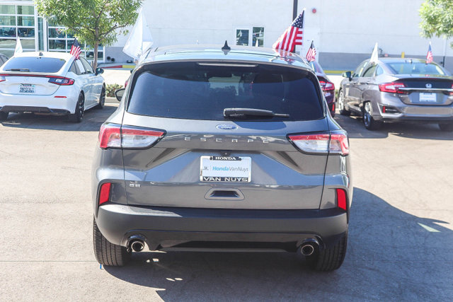 Used 2021 Ford Escape SE w/ SE Sport Appearance Package FWD image 6