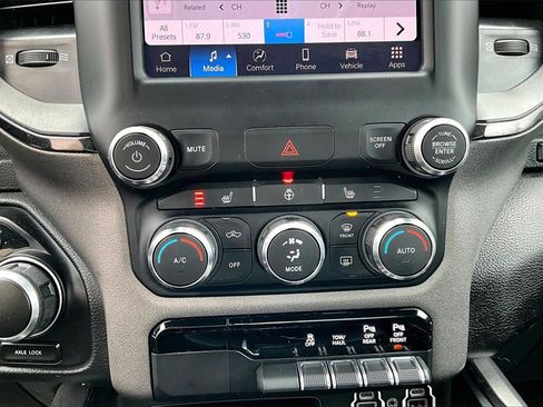 Certified 2023 RAM 1500 Big Horn image 17