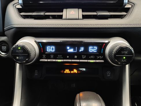 Used 2023 Toyota RAV4 XLE w/ Convenience Package FWD image 19