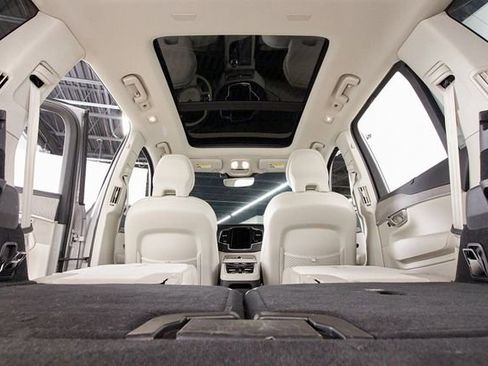 Used 2023 Volvo XC90 T8 Ultimate AWD/4WD image 27