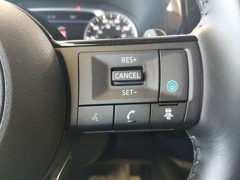 Used 2023 Nissan Pathfinder SL w/ Lighting Package (N92) AWD/4WD image 19
