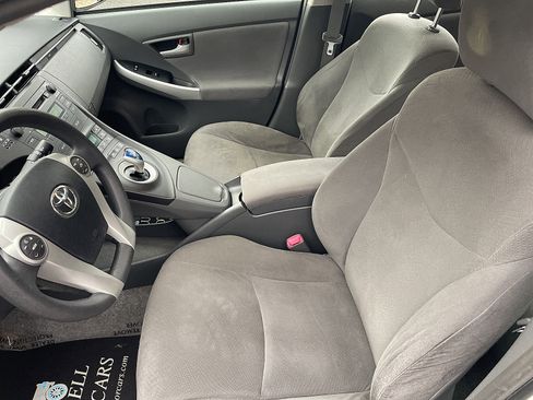 Used 2010 Toyota Prius Two FWD image 29