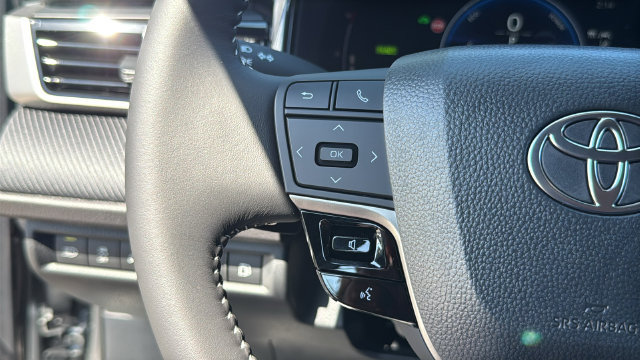 Used 2026 Toyota Camry SE FWD image 22