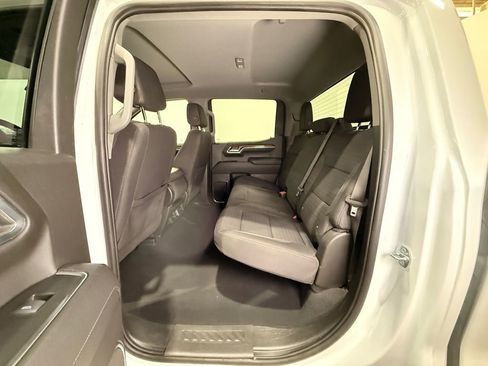 Used 2023 Chevrolet Silverado 1500 LT image 15