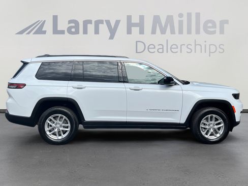 New 2026 Jeep Grand Cherokee L Laredo AWD/4WD image 6