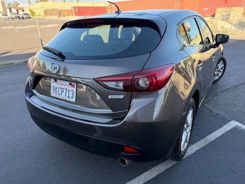 Used 2016 MAZDA MAZDA3 i Sport w/ Preferred Equipment Package image 18