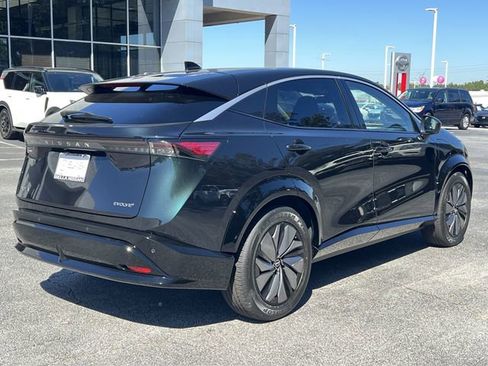 New 2025 Nissan Ariya FWD image 30