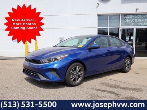 Used 2024 Kia Forte LXS w/ LXS Technology Package FWD image 1