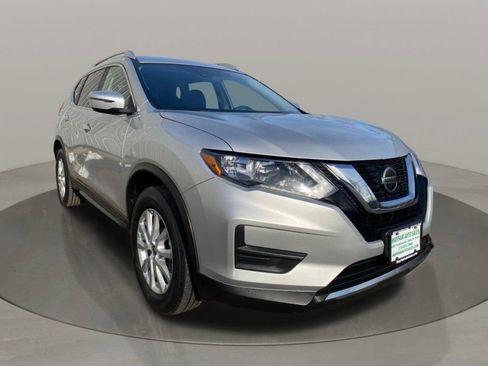 Used 2019 Nissan Rogue SV image 8