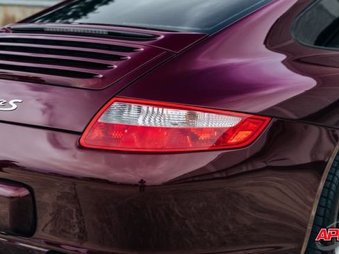 Used 2005 Porsche 911 Carrera S RWD image 54