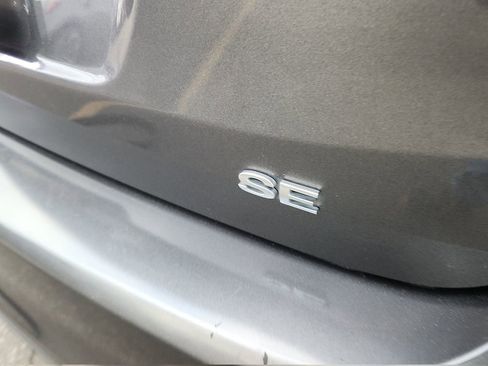 Used 2018 Ford Focus SE image 12