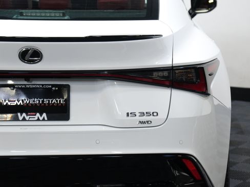 Used 2025 Lexus IS 350 F Sport image 17