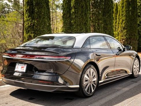 Used 2023 Lucid Air Touring image 16