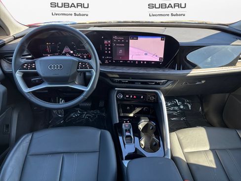 Used 2025 Audi Q5 Premium Plus w/ Premium Plus AWD/4WD image 12