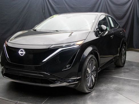 Used 2024 Nissan Ariya FWD image 6