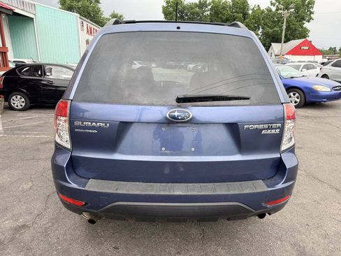 Used 2011 Subaru Forester 2.5X Premium AWD/4WD image 4