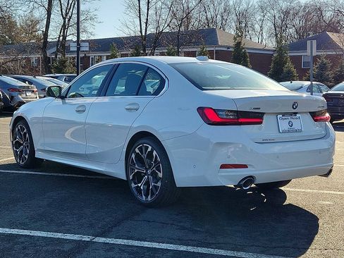 Used 2025 BMW 330i xDrive 330i xDrive w/ Premium Package image 4