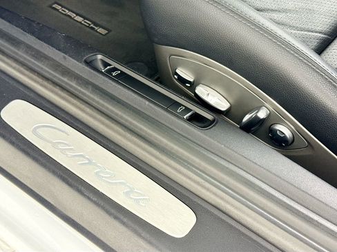 Used 2016 Porsche 911 Carrera image 25