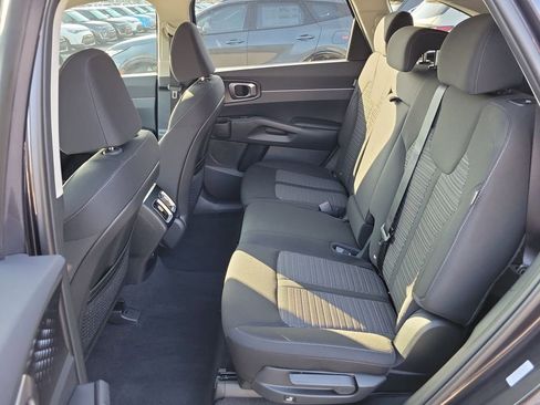 New 2026 Kia Sorento LX image 15