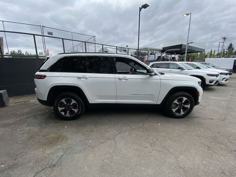 Used 2024 Jeep Grand Cherokee Limited 4xe AWD/4WD image 7