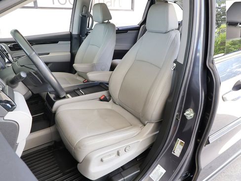 Used 2019 Honda Odyssey Elite image 14
