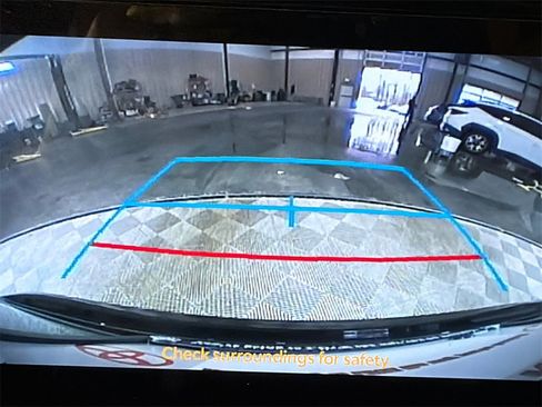 Used 2025 Toyota Corolla SE image 29