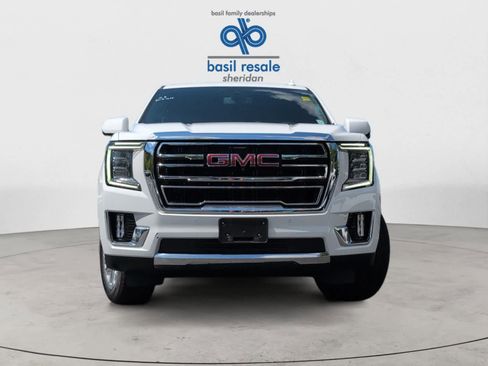 Used 2021 GMC Yukon SLT w/ SLT Premium Package image 8