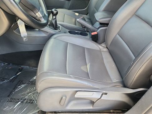 Used 2009 Volkswagen Jetta SE FWD image 9