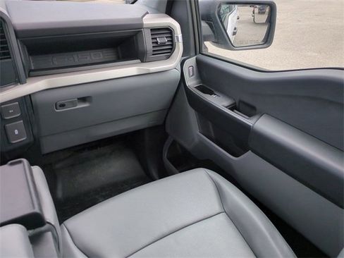 Certified 2023 Ford F150 XL w/ XL Chrome Appearance Package image 17