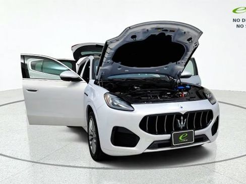 Used 2023 Maserati Grecale GT AWD/4WD image 12
