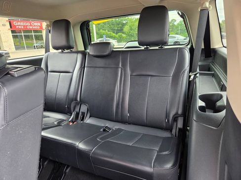 Used 2024 Ford Expedition Max XLT AWD/4WD image 12