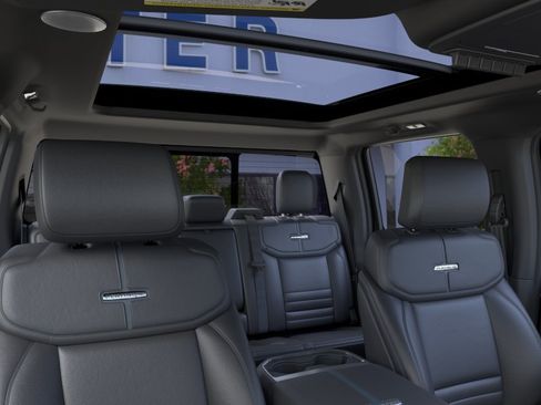 New 2026 Ford F250 Platinum w/ FX4 Off-Road Package AWD/4WD image 22